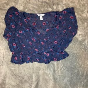 Flower design cropped shirt